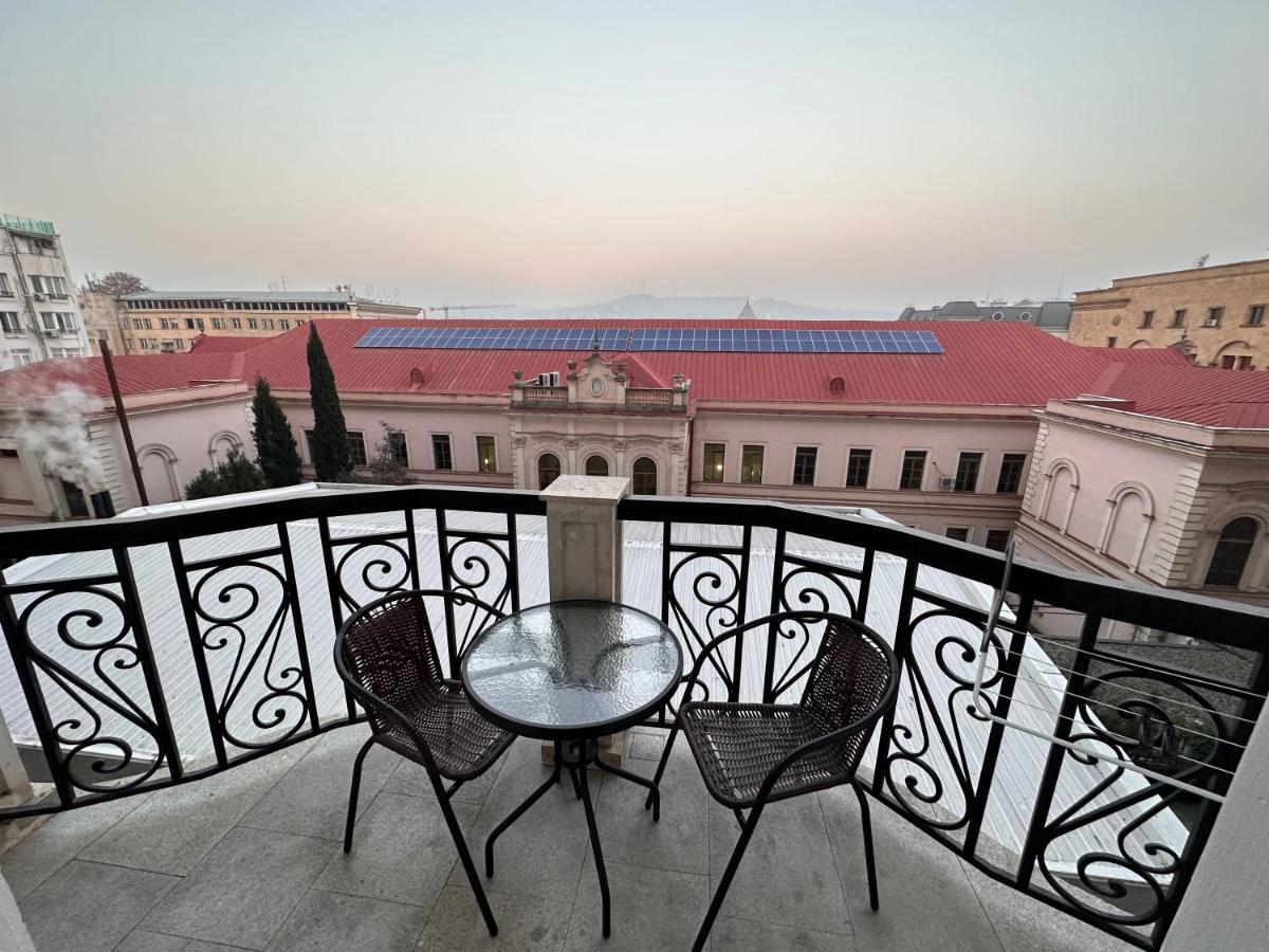 Apartment In Downtown "Rustaveli Residence" Tbilisi Exterior photo